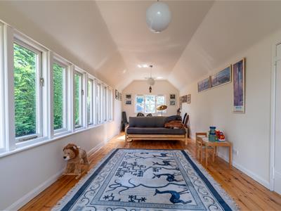 Bedroom Seven/Music Room